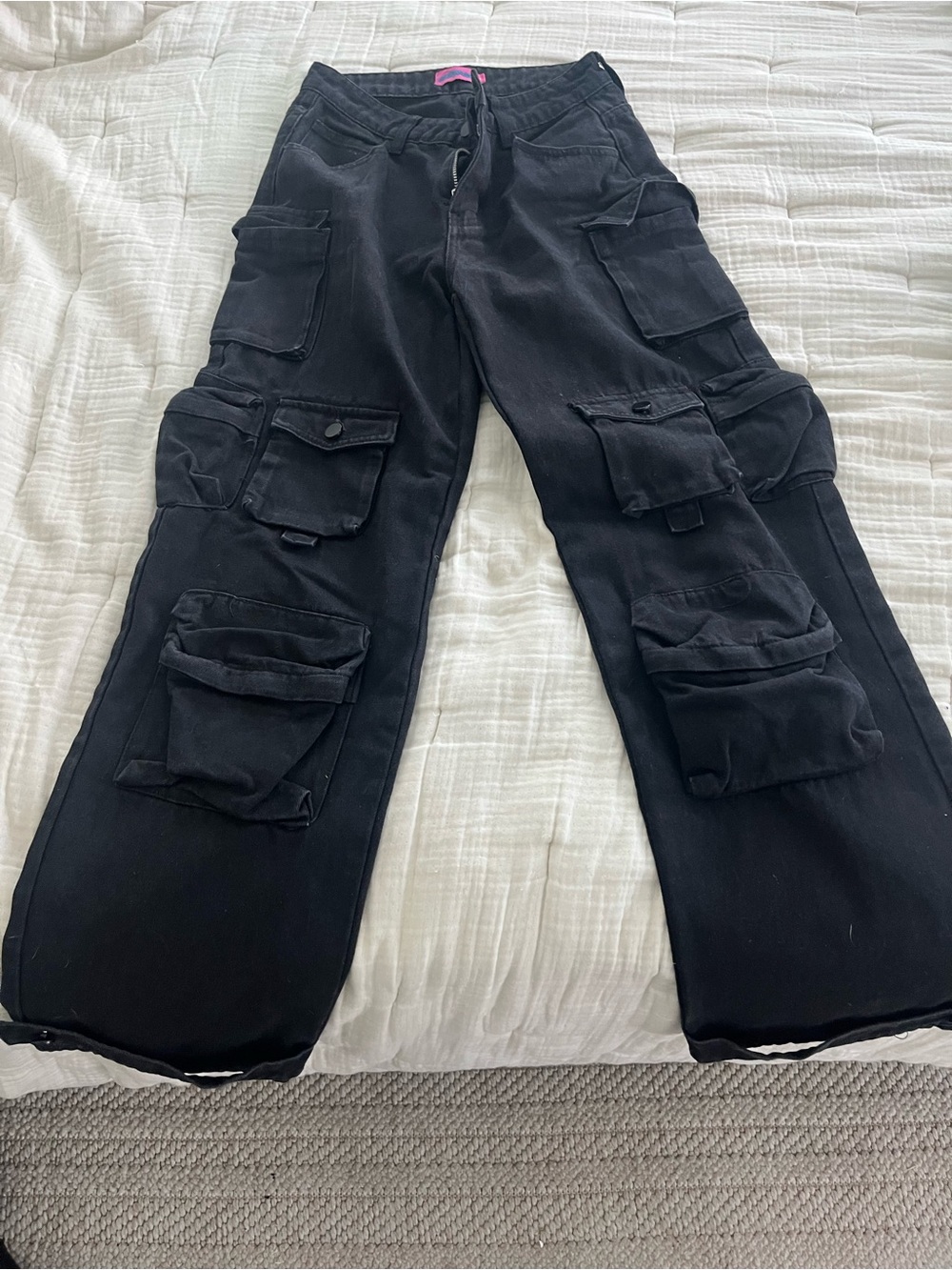 Edikted Oversized Boyfriend Cargo Jeans